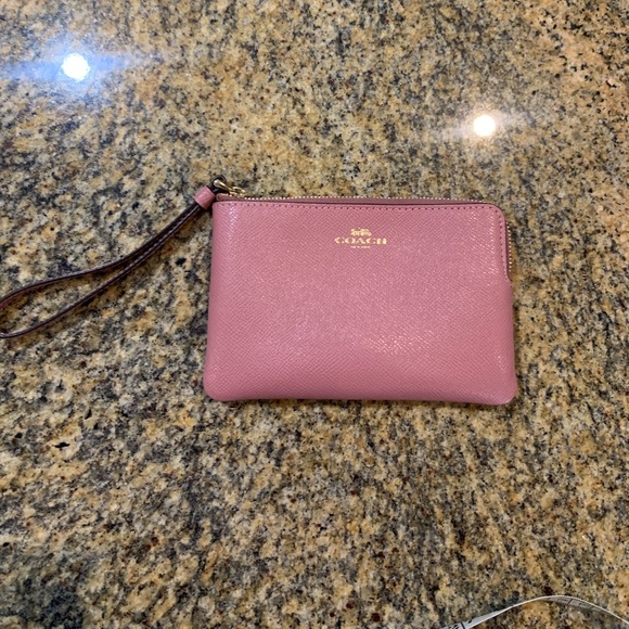 Coach Handbags - Coach Pink leather wristlet